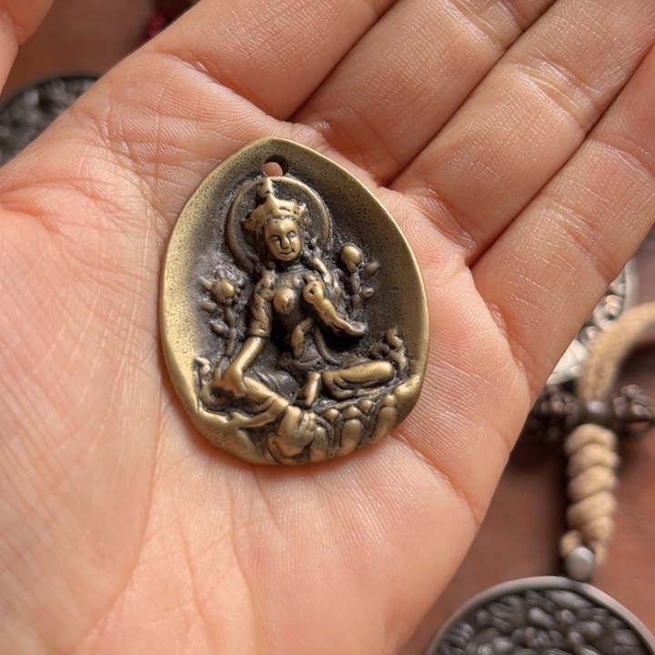 颈饰琉璃月***马喜欢的朋友