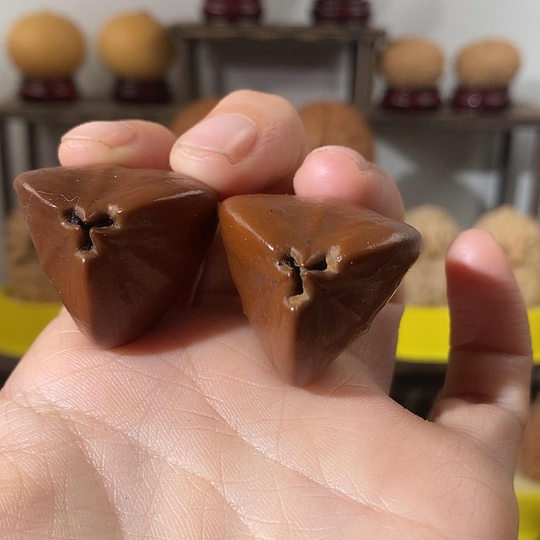 吊坠文玩核桃陈****鼠橄榄微瑕