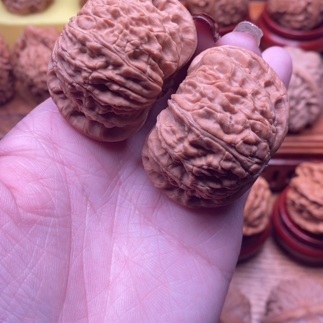 文玩核桃吊坠叫****好白狮子44