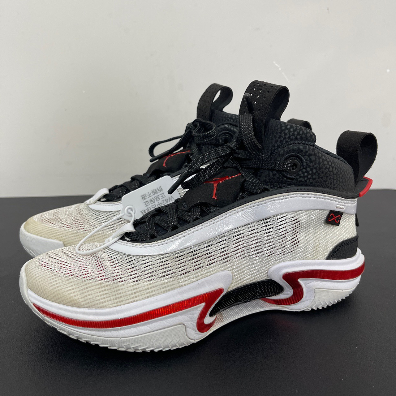 95新 AIR JORDAN 40码/AJ36 潮鞋球鞋/95新/原盒