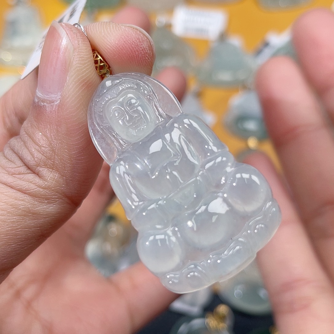 翡翠挂件18K金镶嵌观音