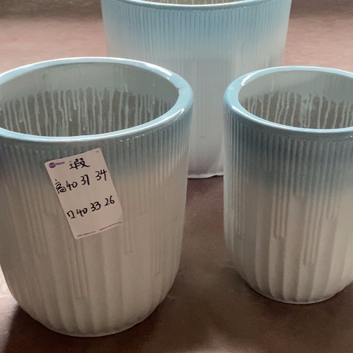 灰色渐变音符三个大号默认微瑕