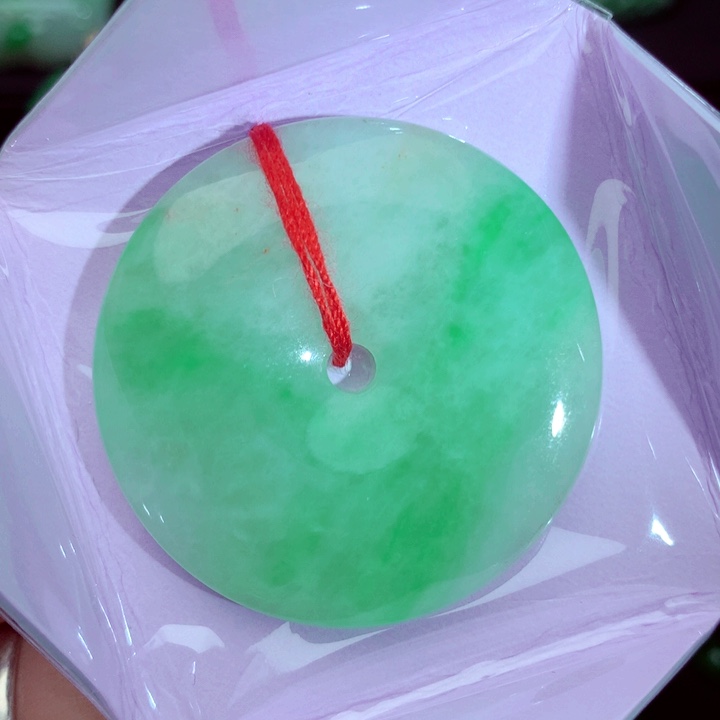 翡翠未镶嵌毛衣链