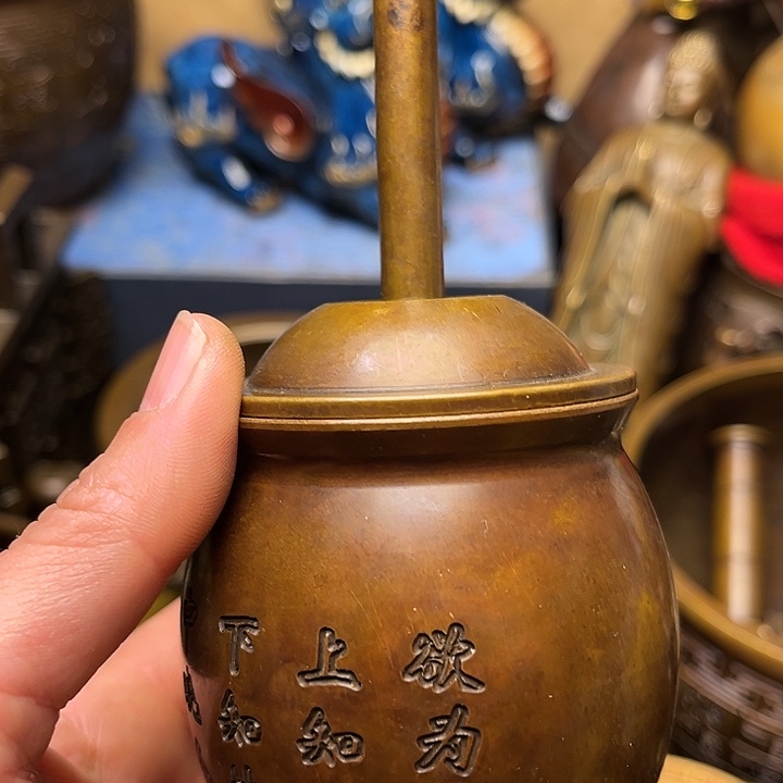 精美铜器批发档口