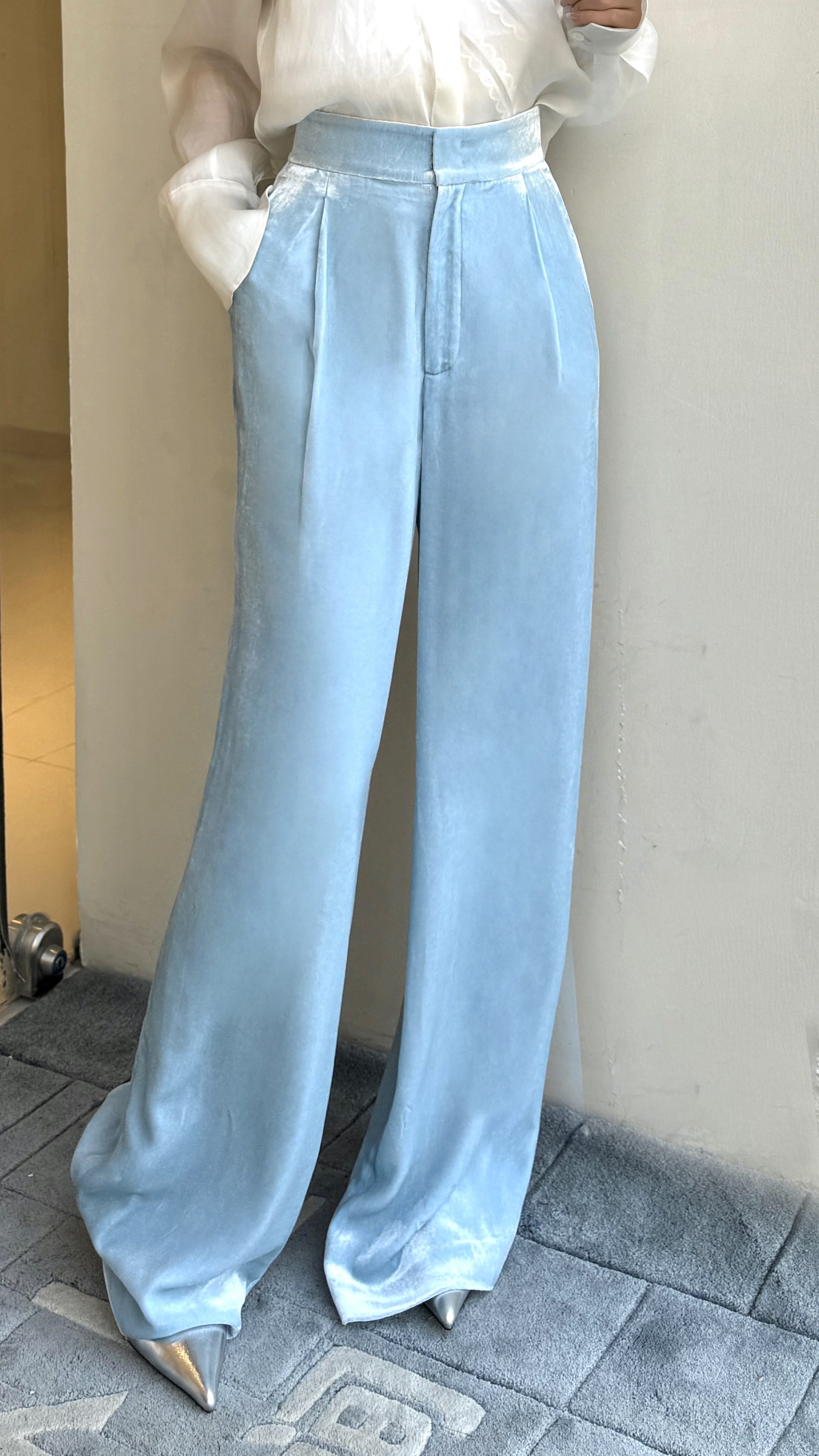 【刘彤推荐】玉琼   蓝色丝绒阔腿长裤J25S1072