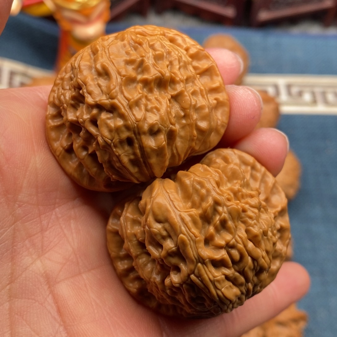 文玩核桃把件43闷白