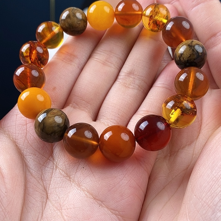 蜜蜡未镶嵌珠宝奇石