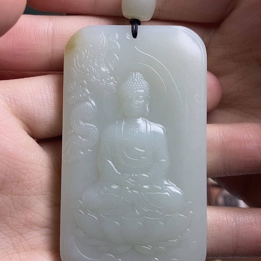 和田玉（糖玉）颈饰未镶嵌