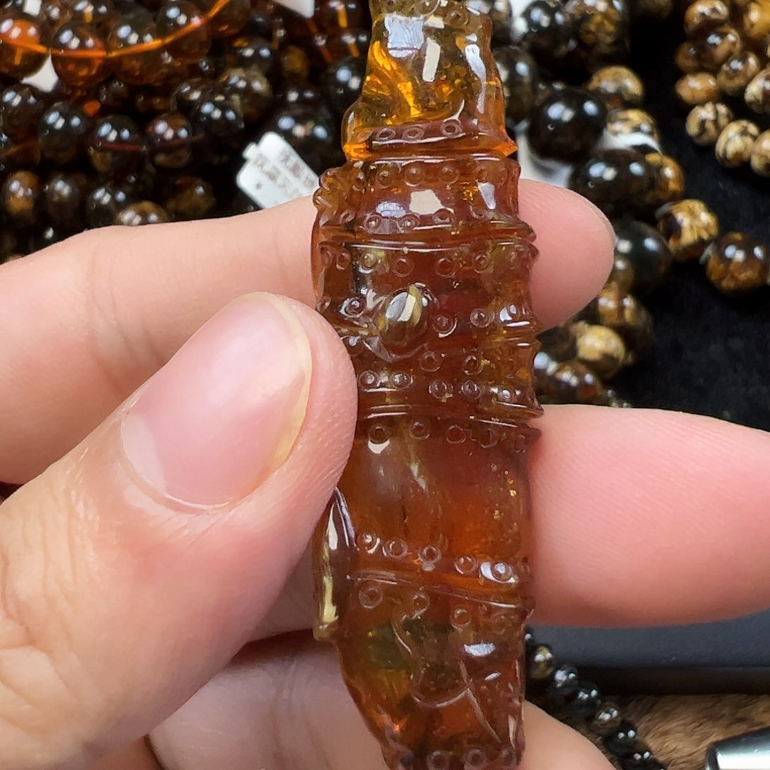 裸石琥珀未镶嵌抚顺琥珀虫珀雕刻