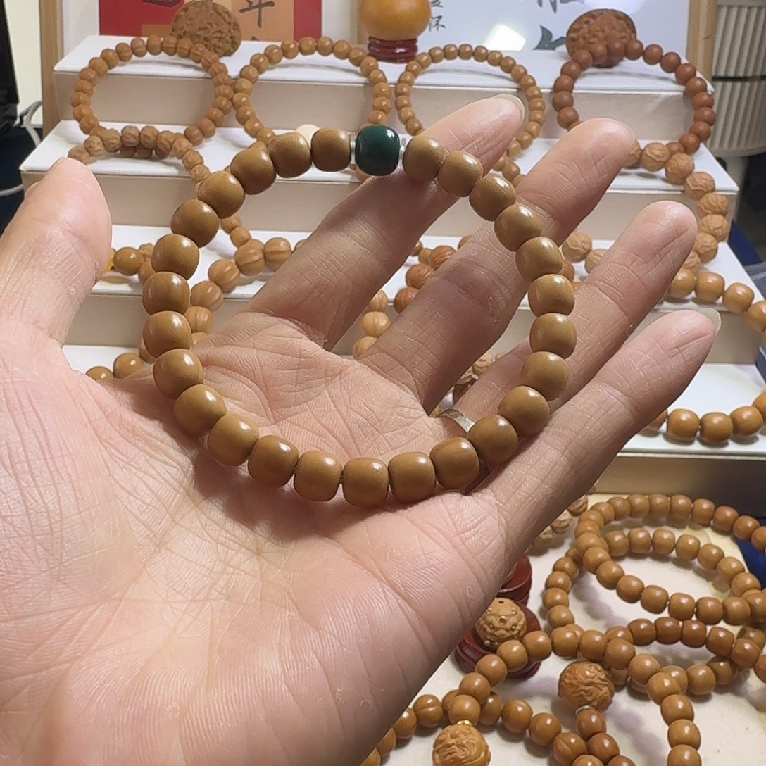 猴头核桃手串8.7全品无暇精卡带配饰