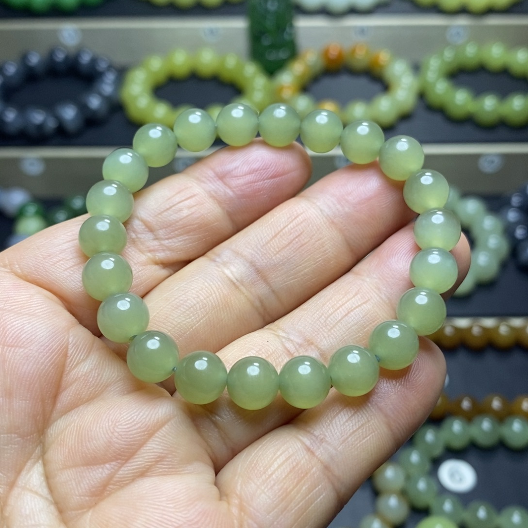 和田玉未镶嵌手串