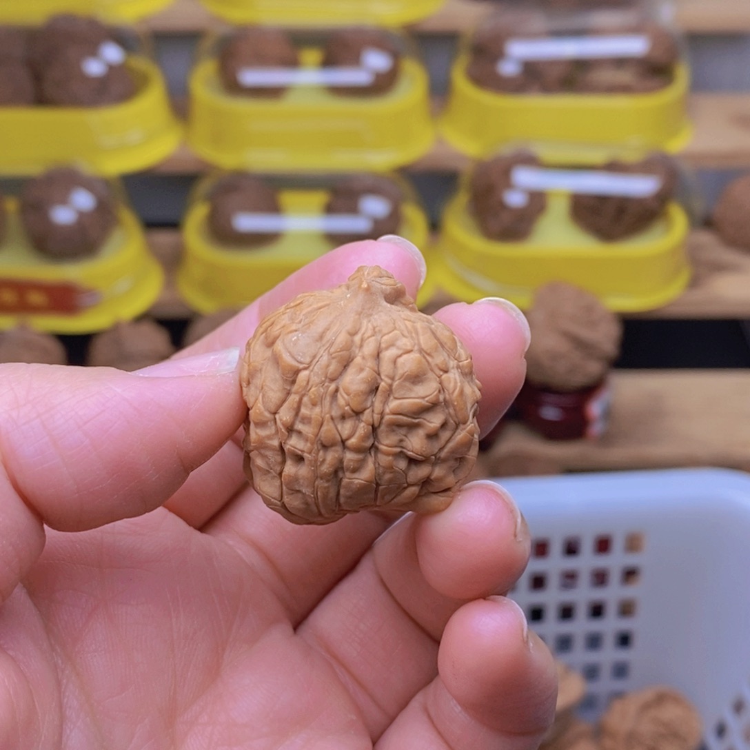 把件文玩核桃?异形核桃