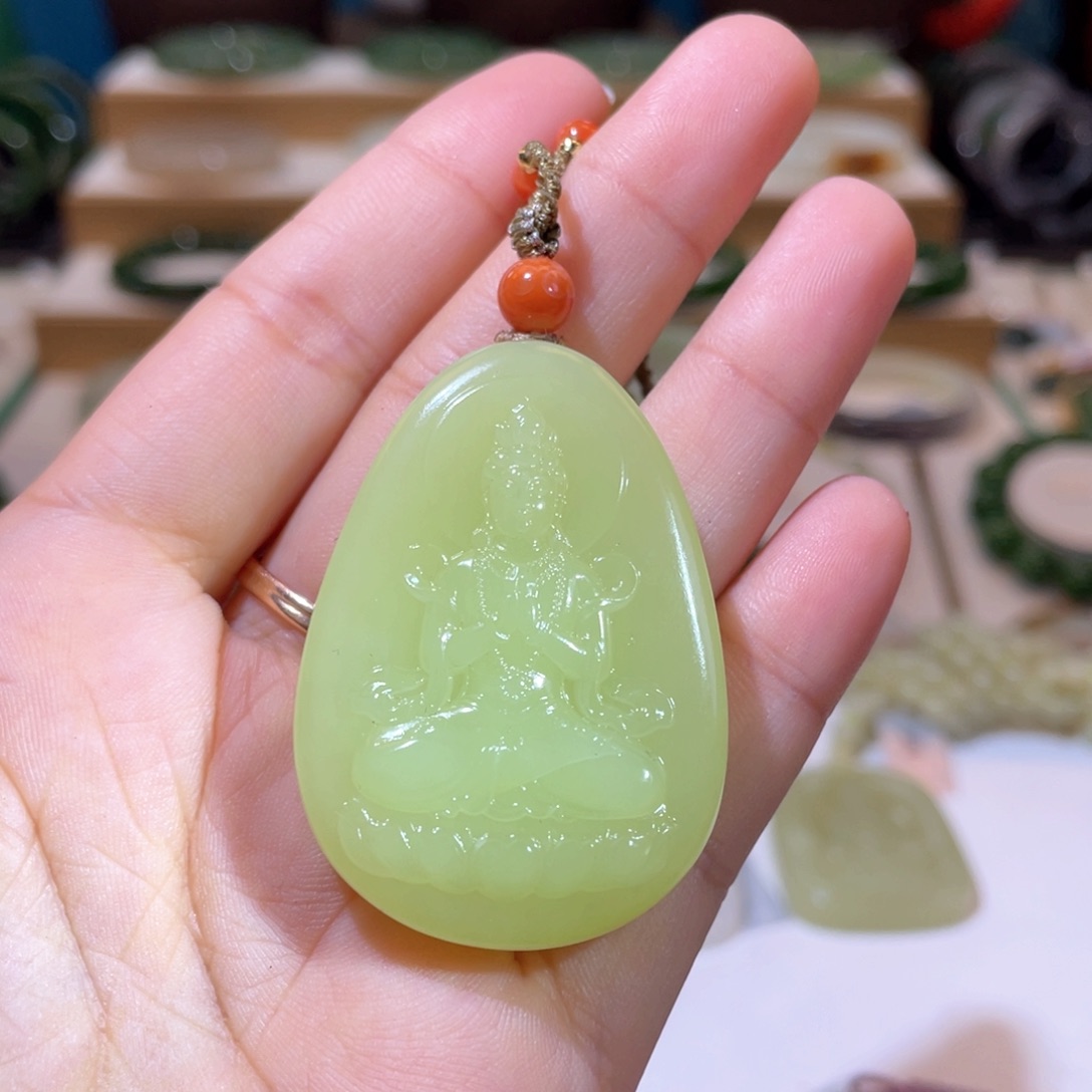 和田玉高品黄口观音吊坠未镶嵌