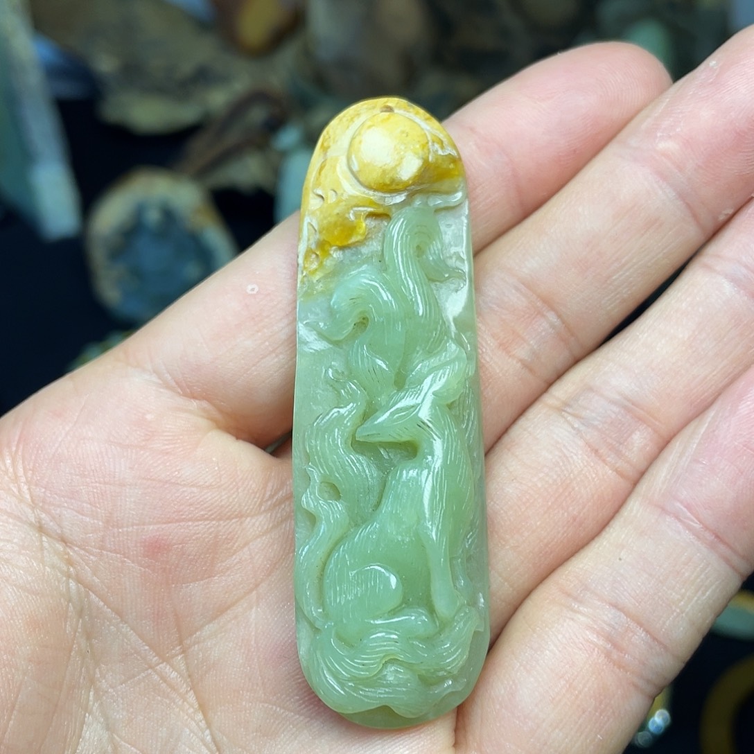 岫岩河磨玉（透闪石质玉）未镶嵌颈饰