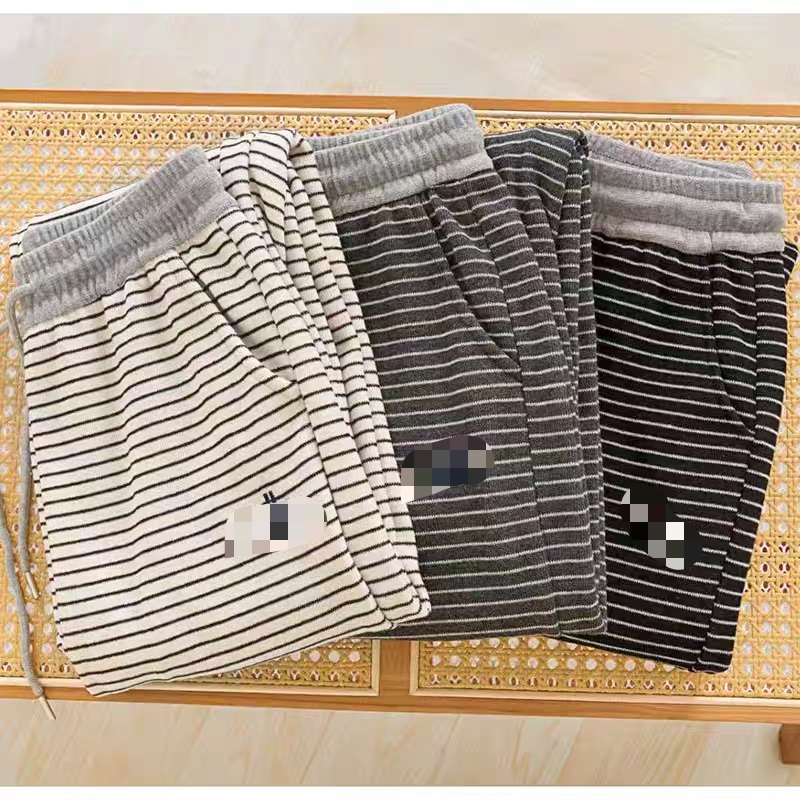 1米左右绒加厚条纹阔腿裤2025新款高腰显瘦垂感宽松运动直筒裤