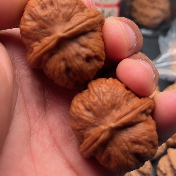 文玩核桃把件元宝40