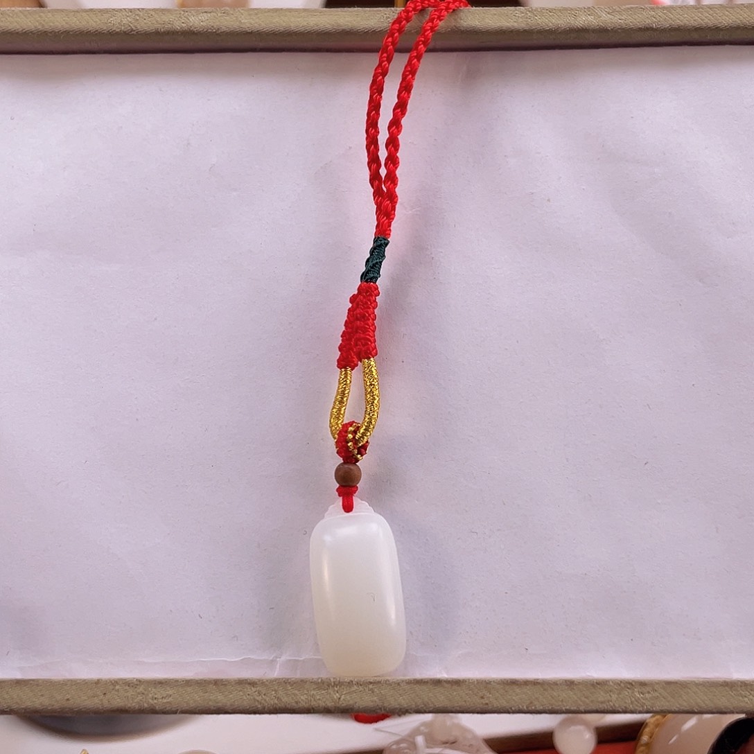 和田玉吊坠(不含链)未镶嵌