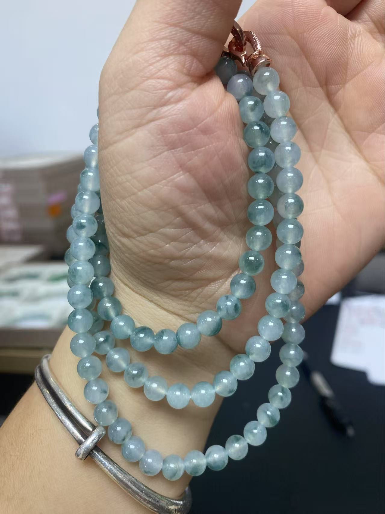 A1 翡翠飘花珠串 含运营费