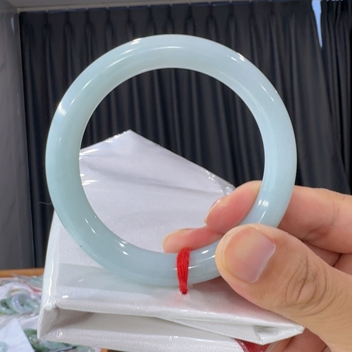 翡翠未镶嵌手镯桐**?纯天然缅甸翡翠a货