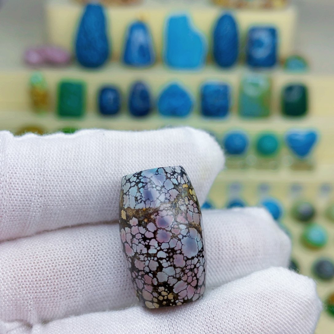 绿松石绿松石未镶嵌