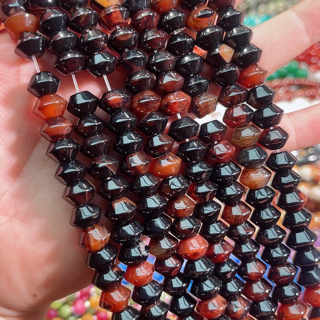 玛瑙/玉髓未镶嵌珠宝半成品黑金玛瑙飞碟12mm一条