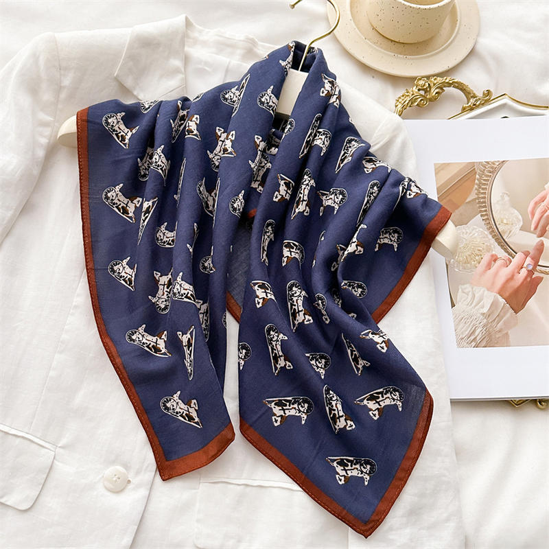 小马印花丝巾小方巾薄款人字纹头巾仿丝绒披肩围脖围巾女系腰