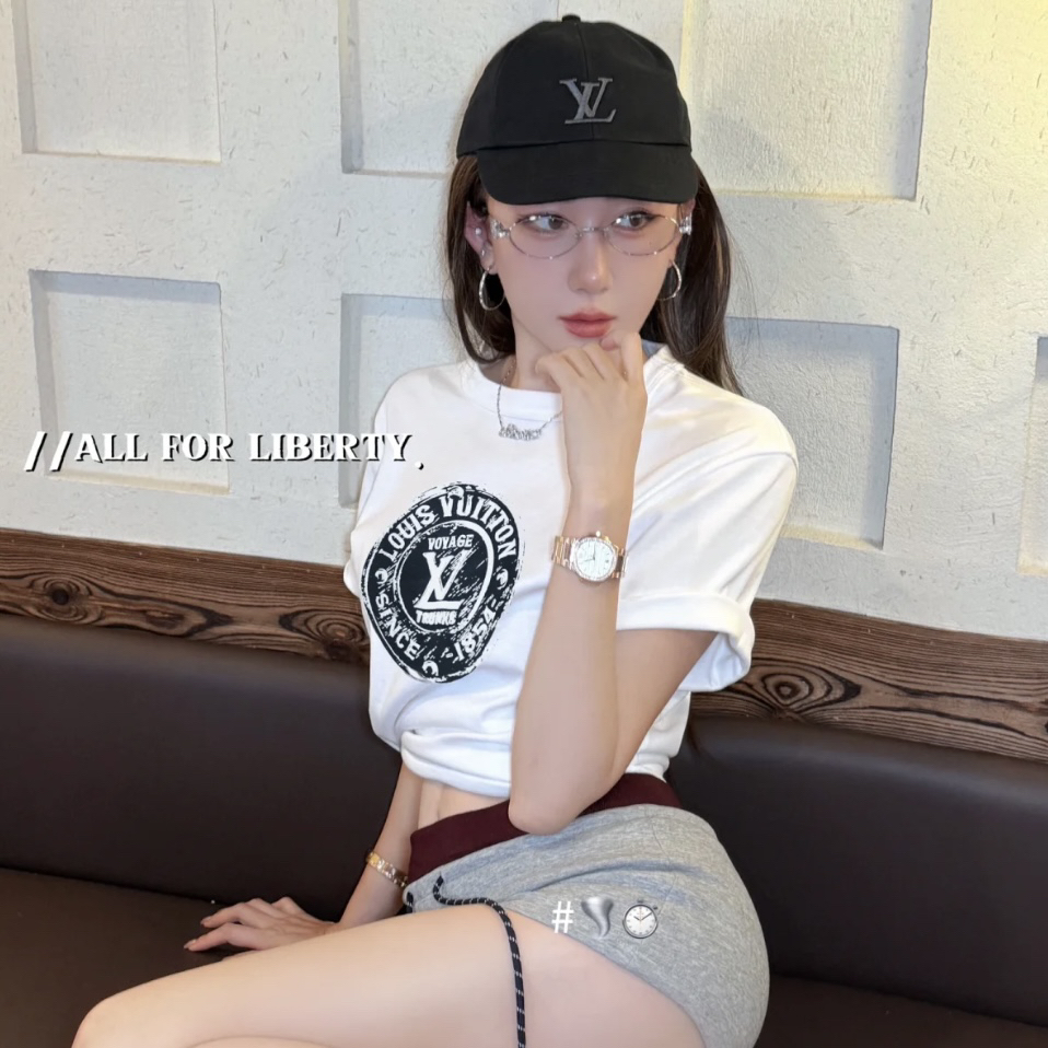 未使用 LouisVuitton/路易威登 1854系列新款短袖 S码 GM004253