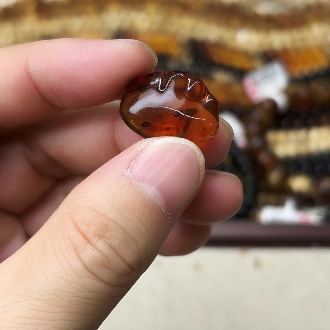 琥珀未镶嵌裸石大