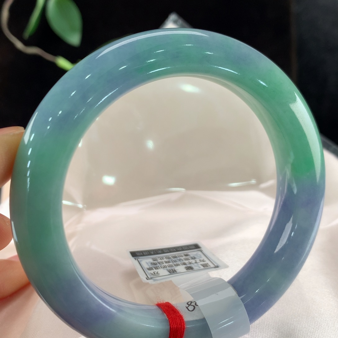 翡翠手镯未镶嵌111-0028