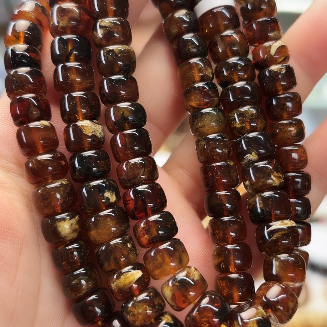 土***子琥珀未镶嵌裸石九91790