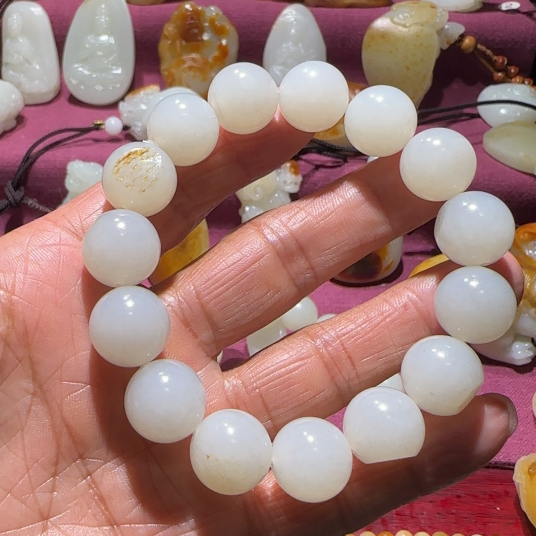 和田玉颈饰未镶嵌谢*您