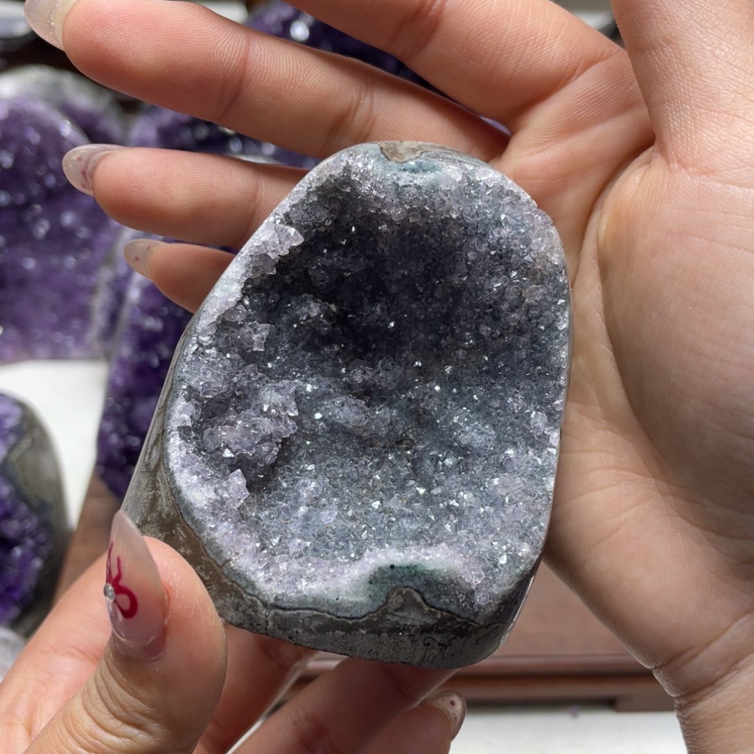 紫晶大型摆件（非配饰）未镶嵌