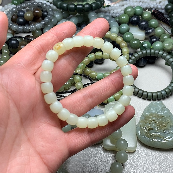 和田玉手链未镶嵌