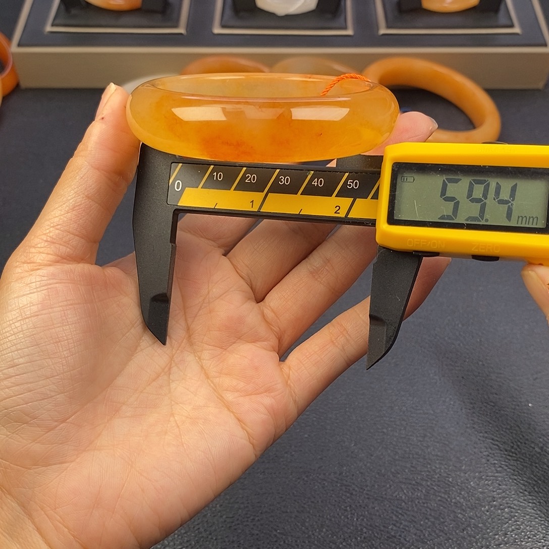 26号高冰底飘花绝绝子