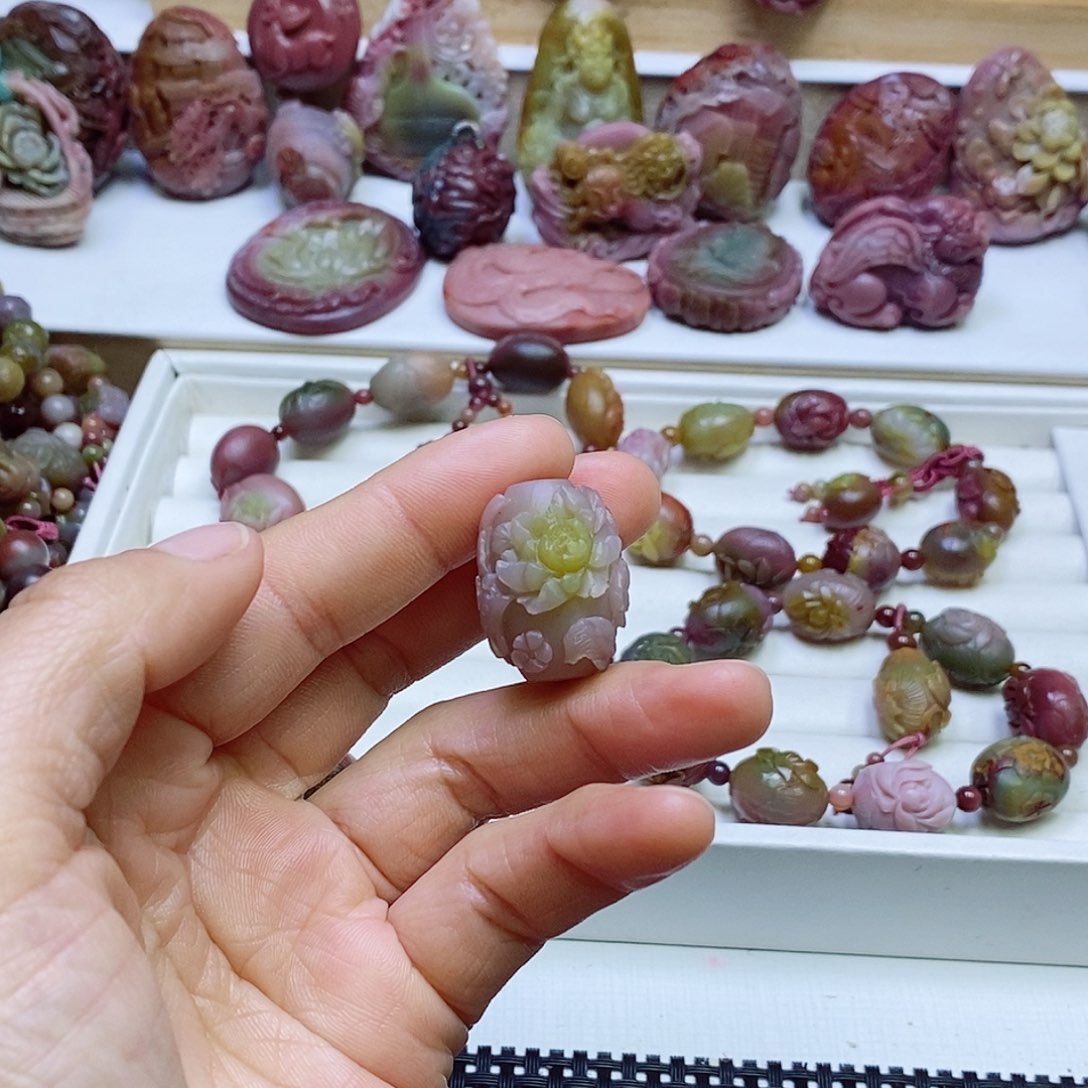 玛瑙/玉髓盐源玛瑙未镶嵌