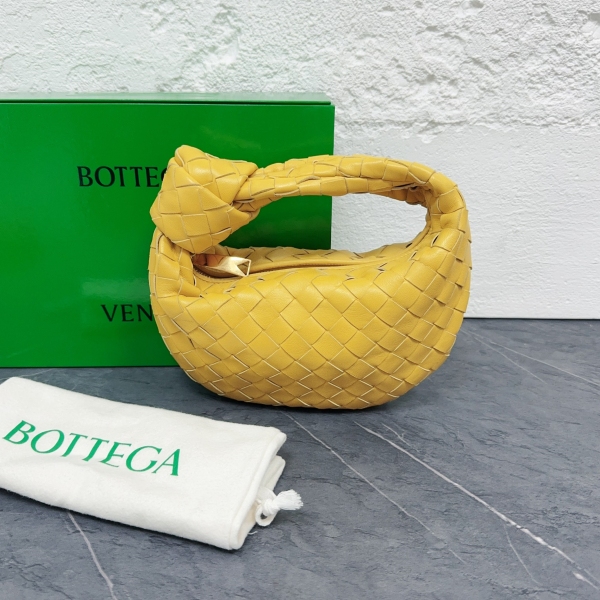 95新/葆蝶家/市场价18100/包包/250222RN0030