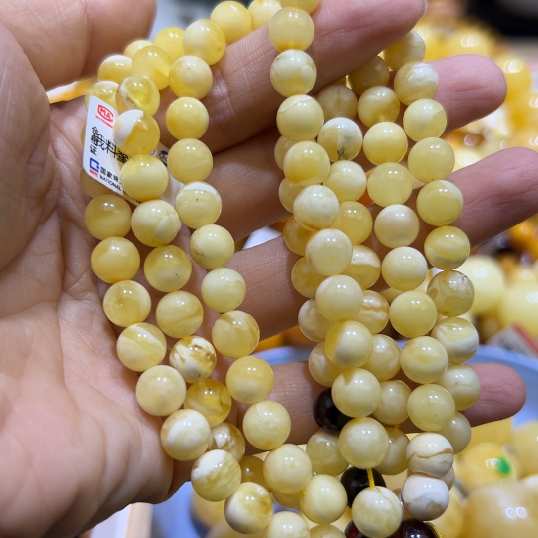 琥珀珠宝奇石未镶嵌