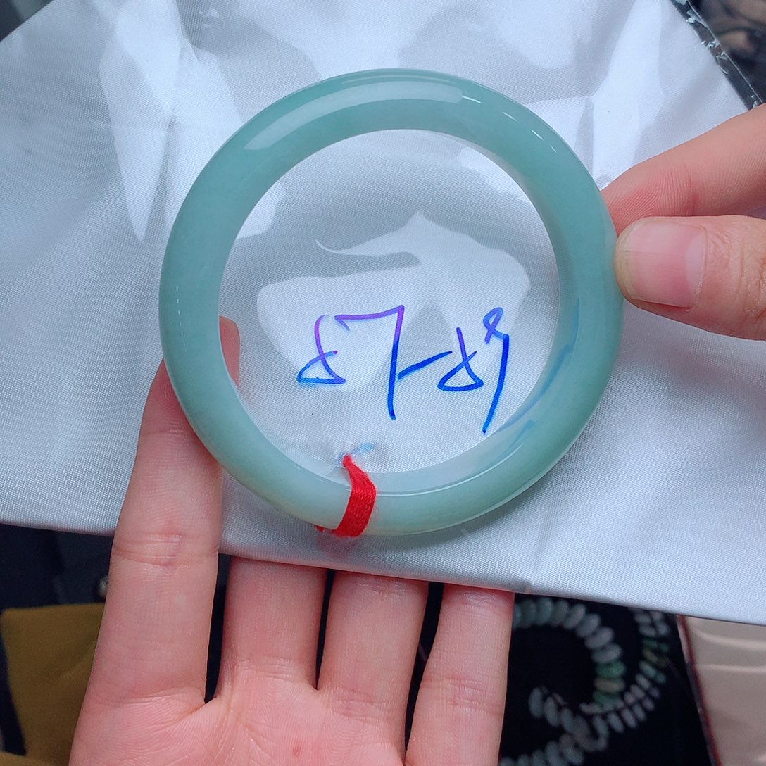 翡翠手镯未镶嵌买断