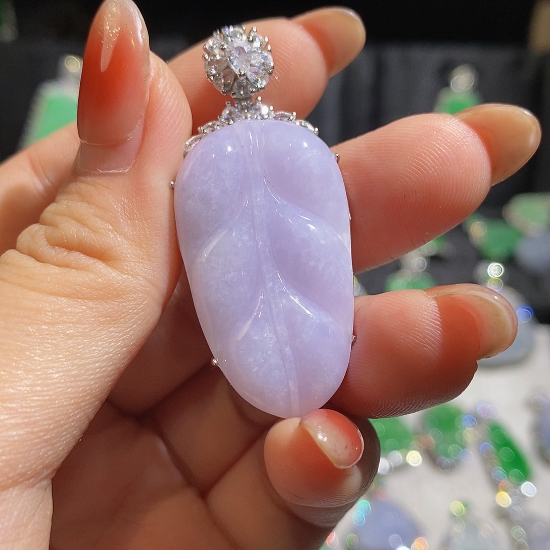 翡翠颈饰银S925镶嵌天然翡翠