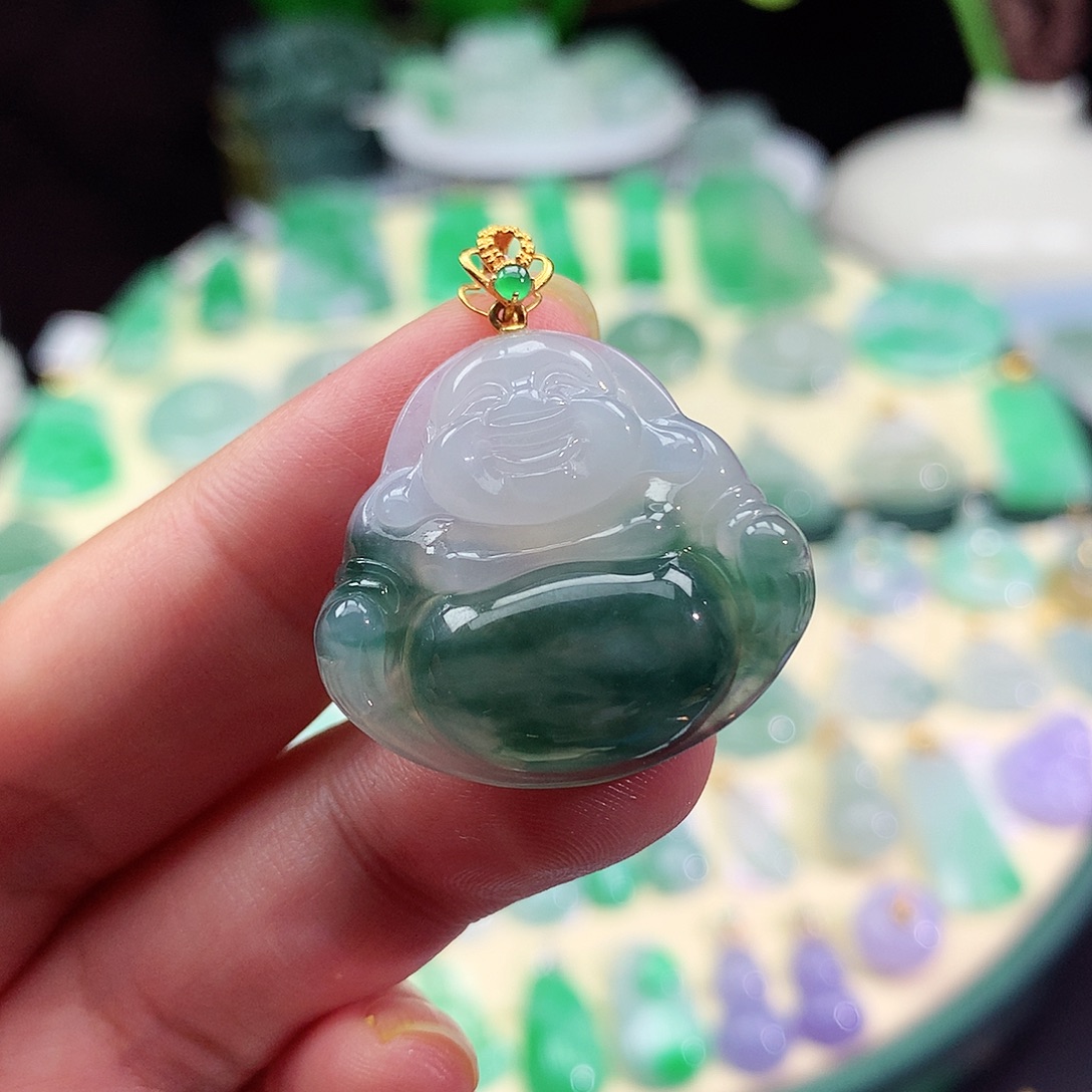 翡翠18K金镶嵌颈饰佛公