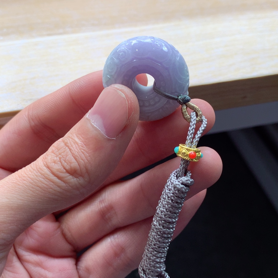 翡翠颈饰未镶嵌吊坠