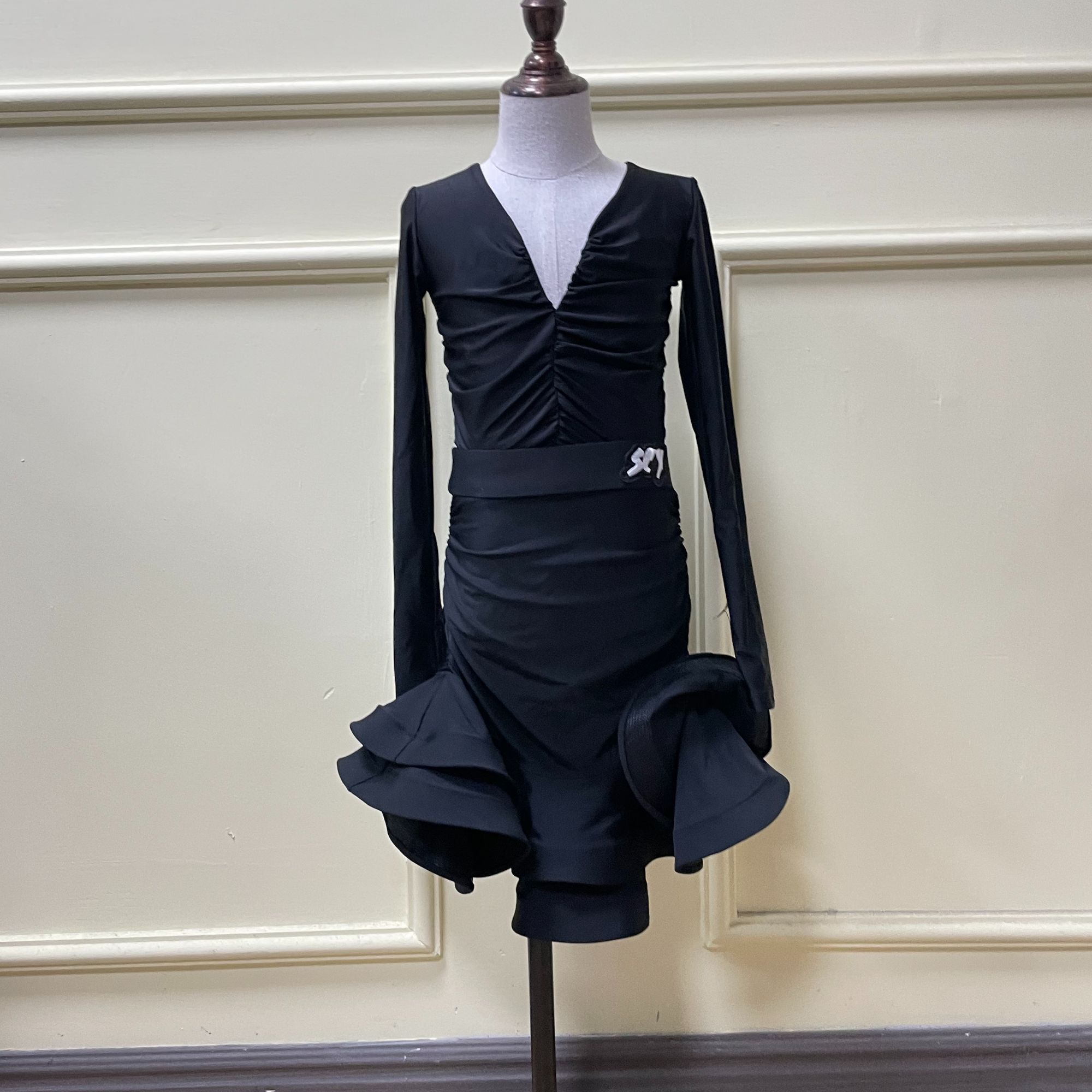 尚裁艺拉丁舞练功服2025新款女童秋冬季鱼骨裙分体套装演出服专业