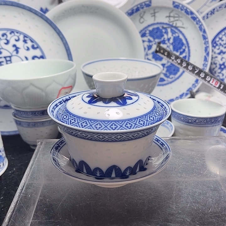 碗青花玲珑三才盖碗