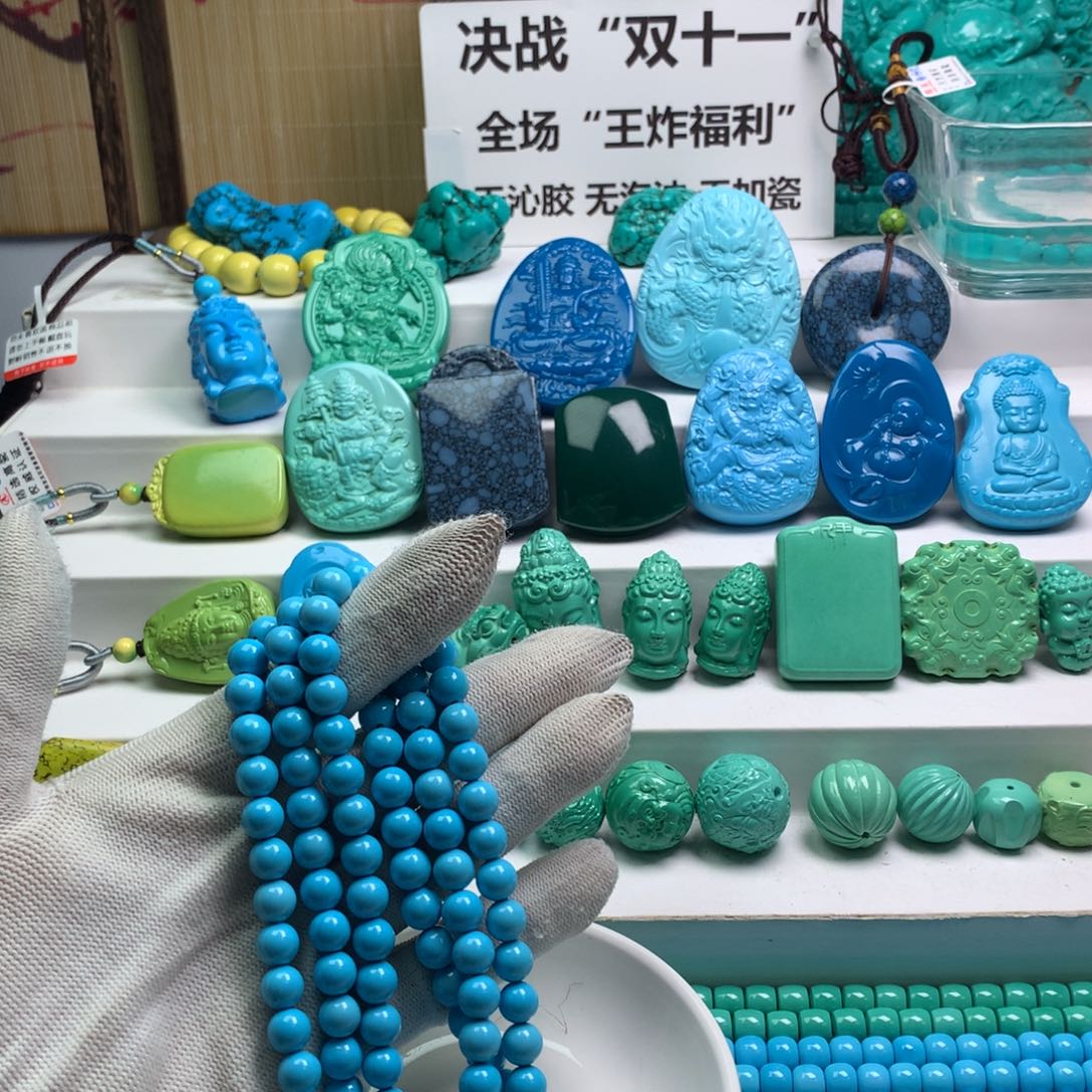 湖北发货批发精挑绿色矿原创手串108雕刻多样性发货 以介绍为准