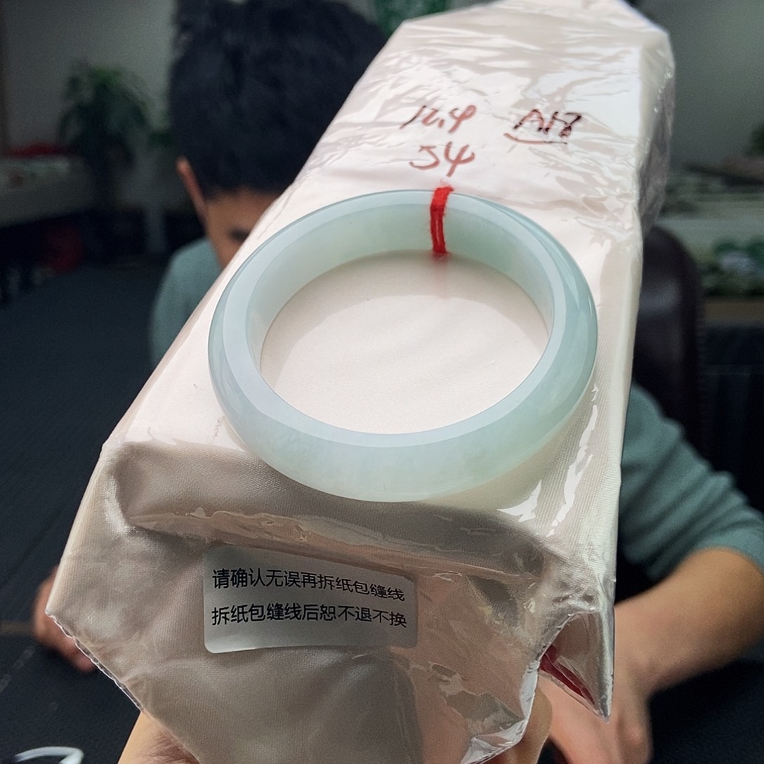 翡翠未镶嵌手镯拍一发一