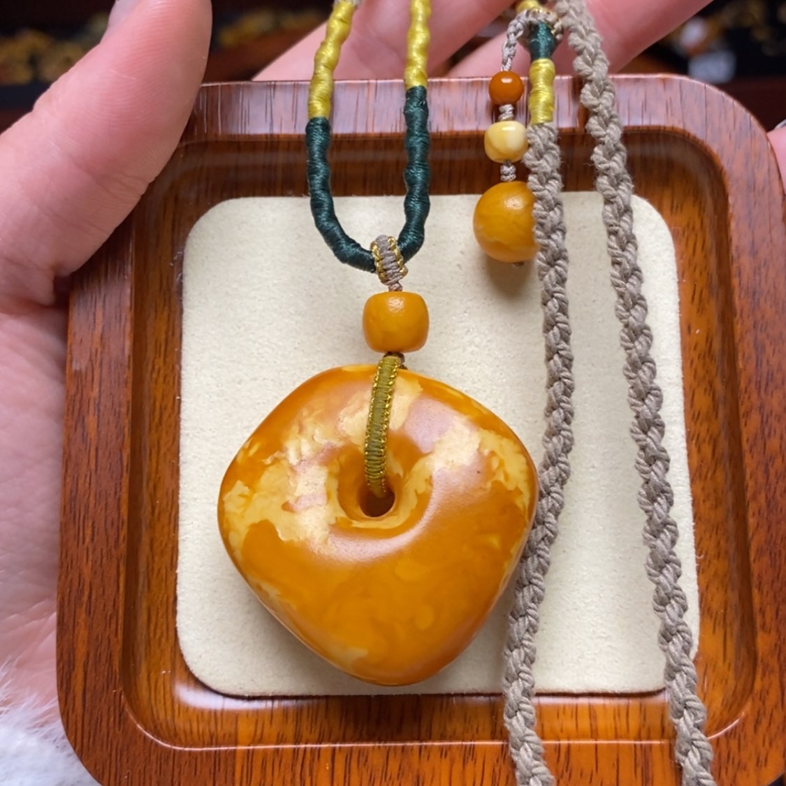 【闪购商品】蜜蜡颈饰未镶嵌项链