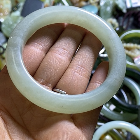岫玉手镯未镶嵌55/56口径