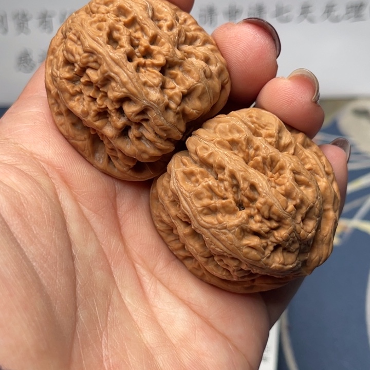文玩核桃把件粗筋39