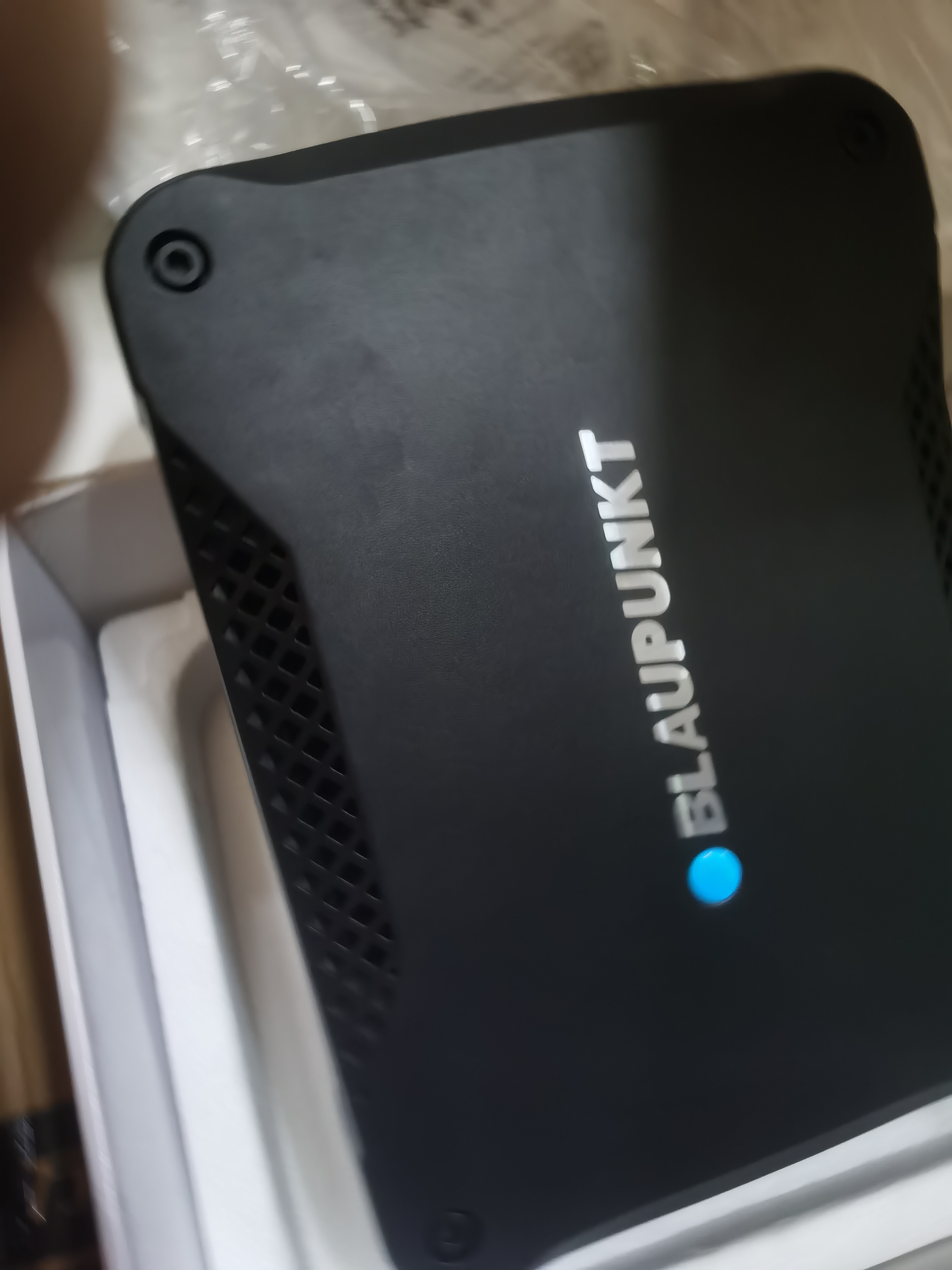 未使用  8寸汽车座椅的低音炮，不包邮，不包好坏