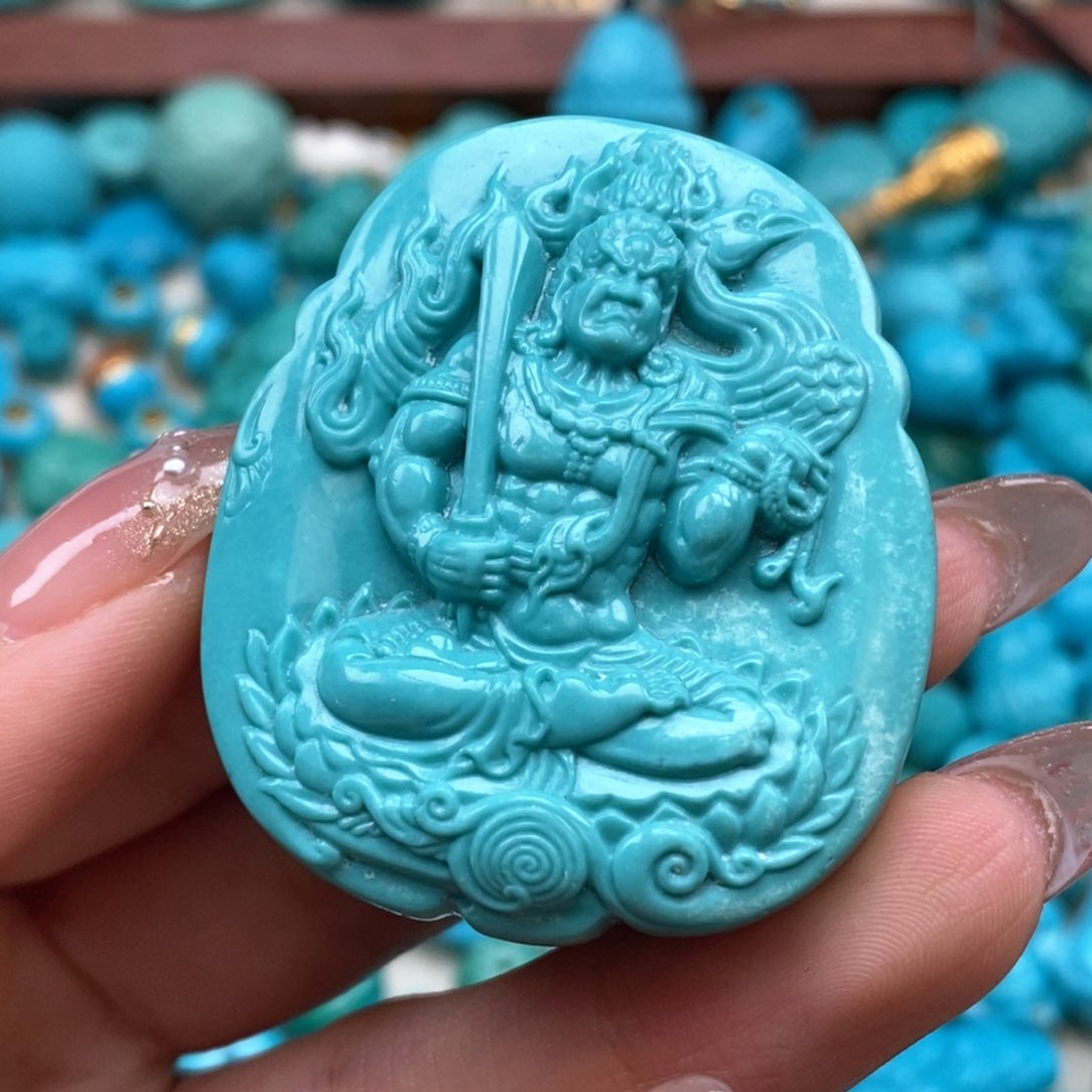 绿松石颈饰未镶嵌山*